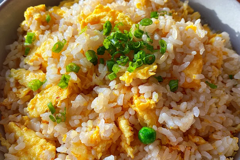 Cooking process for Garlic Fried Rice Delight